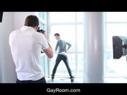 Порно фото молодым геям кончают в попку